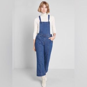 ModCloth playing favorites cropped overalls